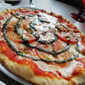 Pizza Capressa