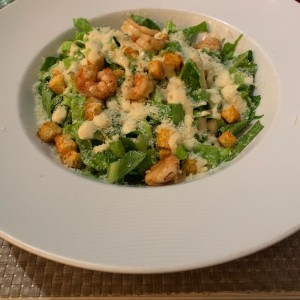 Ensalada cesar con camarones
