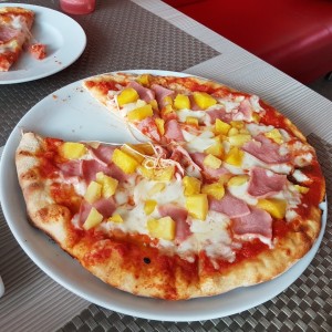 Pizza hawaiana