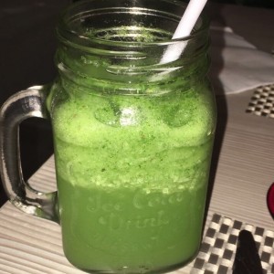 limonada de hierba buena
