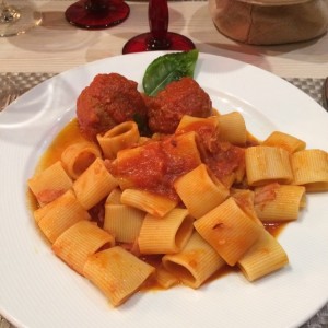 Albondigas de Carnes