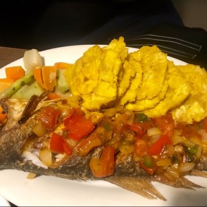 pescado entero