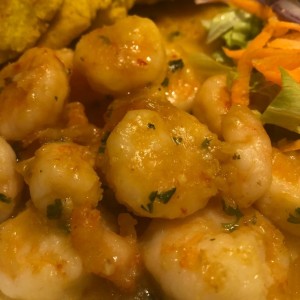 Camarones al ajillo. 