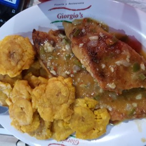 Filete de Corvina con Patacones