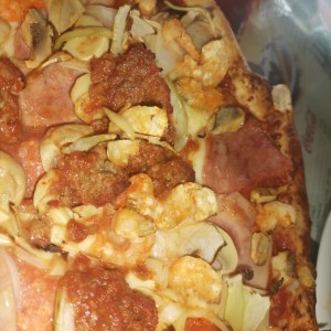 Pizza super Giorgio's