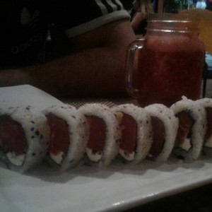 Maguro rolls