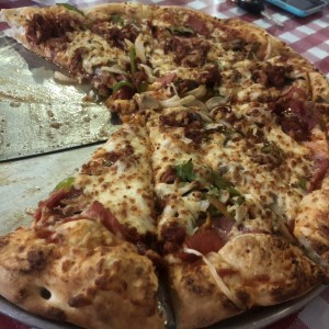 Pizza especial Giorgio's mediana