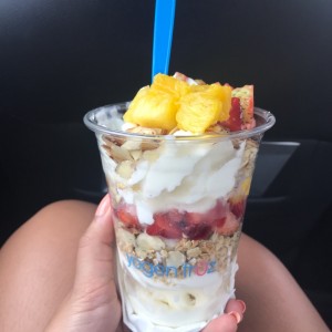 parfait con mis frutas y semillas favoritas