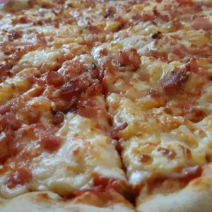 LA PIZZA - Carbonara