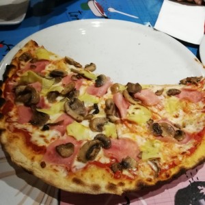 LA PIZZA - Greca
