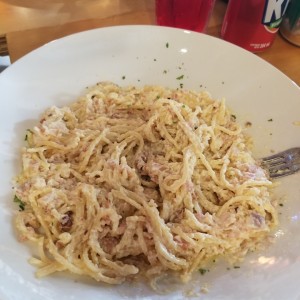 Spaghetti a la carbonara