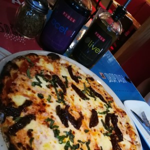 Pizza Piola