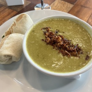 SOPAS - Broccoli Cheese Soup
