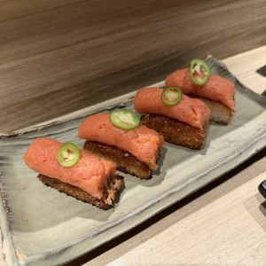 HOT - TUNA CRISPY RICE