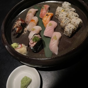 CHEF'S COMBINATIONS - SUSHI OMAKASE