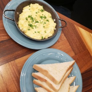 cheesy eggs