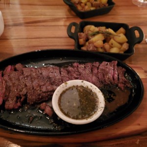 Skirt steak (imported cut) *
