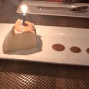 Flan con dulce de leche - liviano y cremoso. Lo recomiendo!