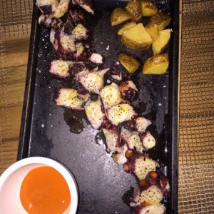 Pulpo! Fuera de serie, super tiernas y buen sabor!