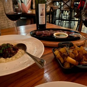 Vacio steak y osso bucco