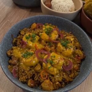 Porciones Grandes - One Pot Colonense
