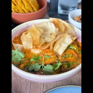 Camarones con Coco y Curry rojo