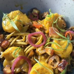 Porciones Grandes - One Pot Colonense