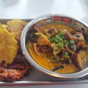 Pulpo en Salsa de Coco