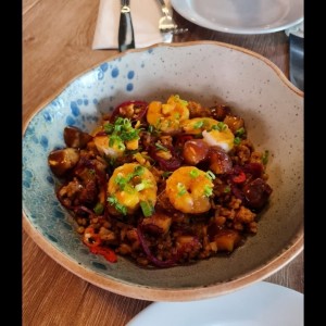 Porciones Grandes - One Pot Colonense
