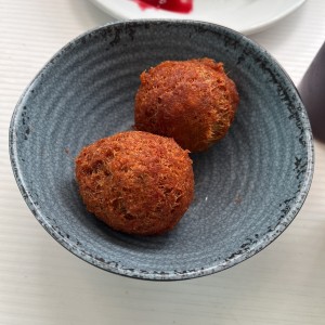 Torrejas de bacalao 