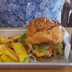 hamburguesa de carne y cerdo