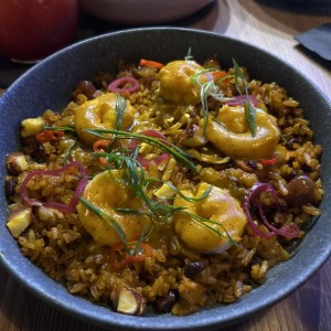Porciones Grandes - One Pot Colonense