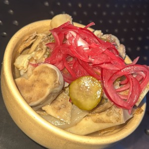 Sous de Patita de Cerdo y rabito