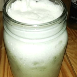 mojitp de coco y yerbabuena
