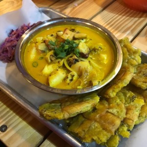 Pulpo con patacones