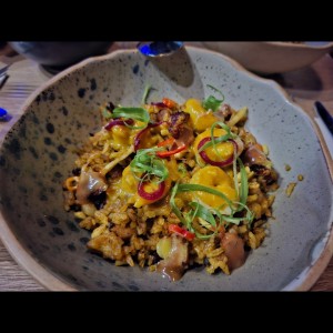 Porciones Grandes - One Pot Colonense