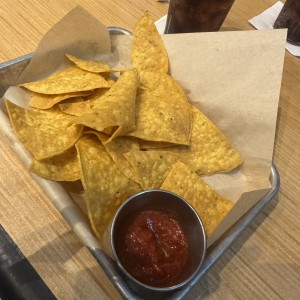 Para Compartir - Chips & Salsa