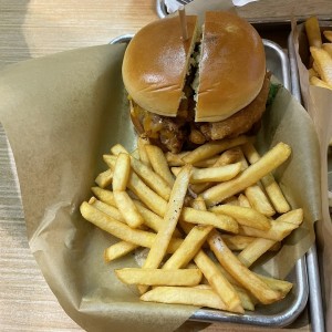 Lo Nuevo - Cheeseburger DOBLE CARNE
