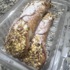 Cannoli - Cannoli Siciliano