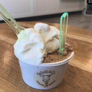 Helado de dulce de leche y coco