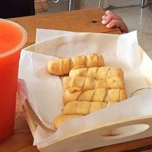 Tequeños de queso blanco 6 unidades