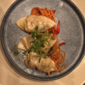 gyosas de langostino