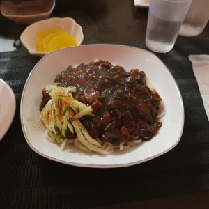 fideos negros