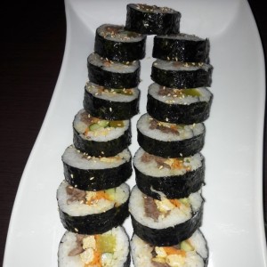 Kimbap rolls