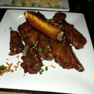 Costillas en sal y pimienta
