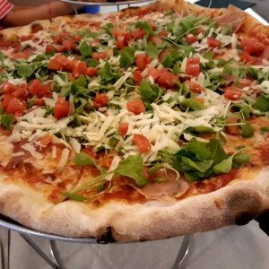 Pizza Emilia