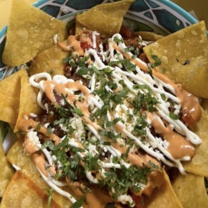 ENTRADAS - Nachos de Pollo