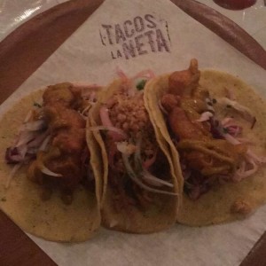 tacos de pescado y cochinita pibil