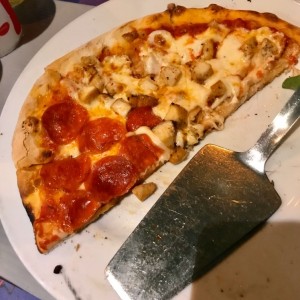 Pepperoni y Pollo