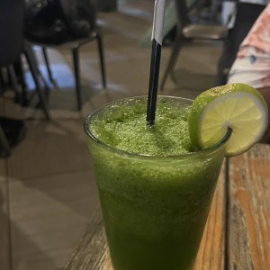 Limonada con yerbabuena 